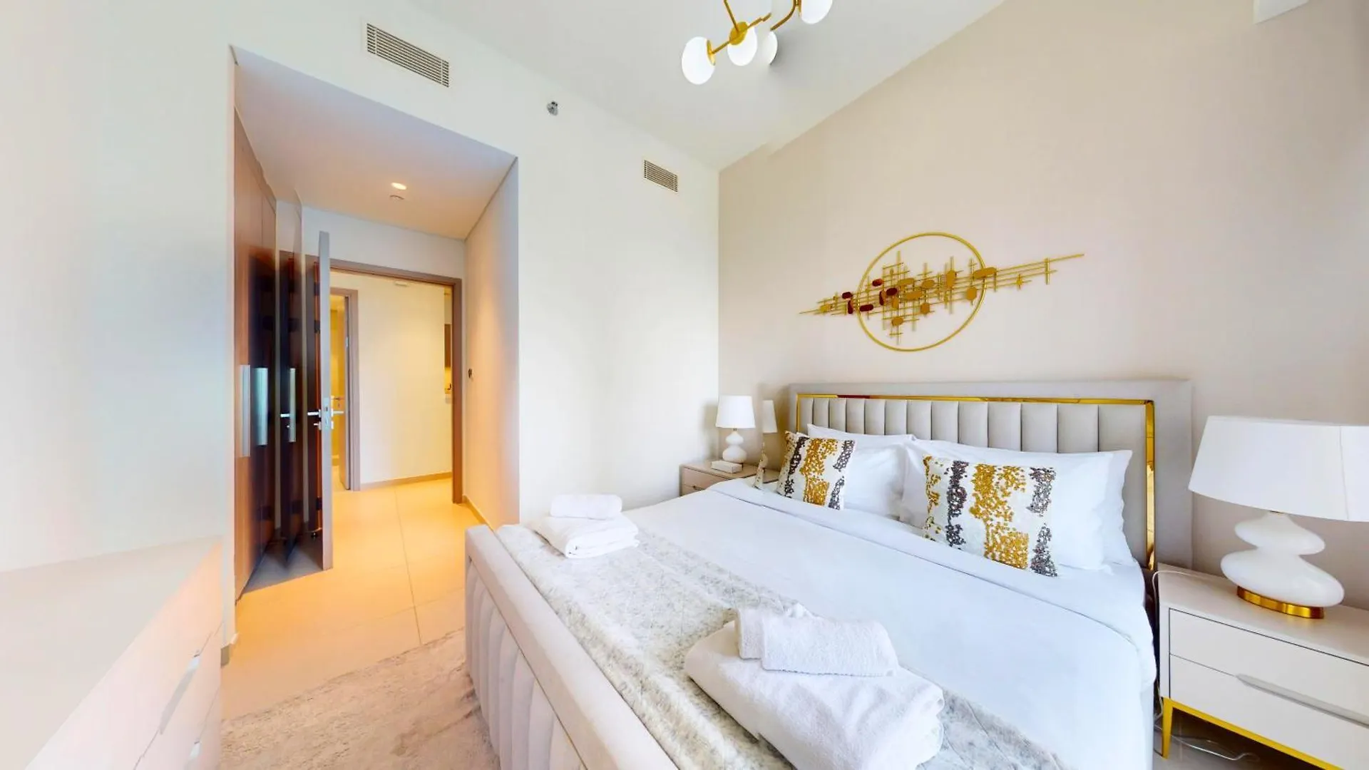 Trps - Act One Act Two Towers, Downtown Dubai, Iconic 3Br Plus Maids - With Burj Khalifa Views - Near Dubai Mall 0*,  阿拉伯联合酋长国