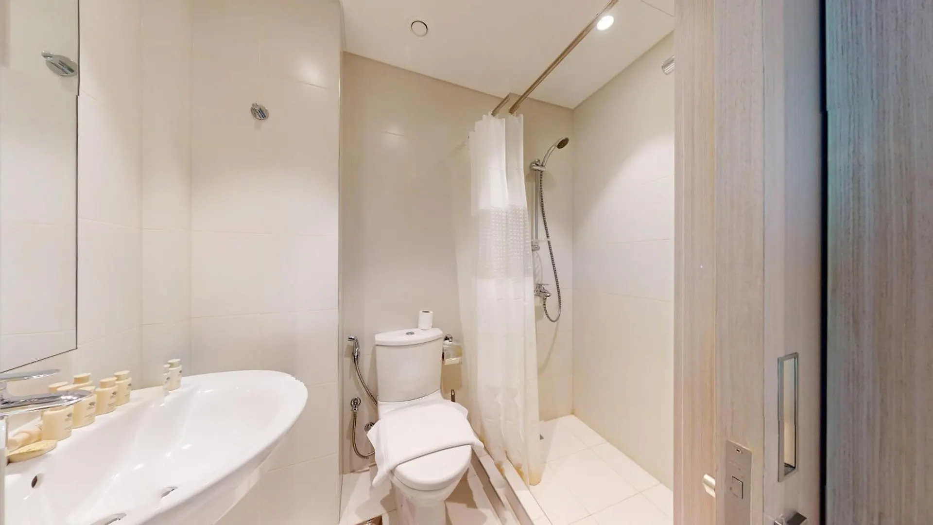Trps - Act One Act Two Towers, Downtown Dubai, Iconic 3Br Plus Maids - With Burj Khalifa Views - Near Dubai Mall Apartment